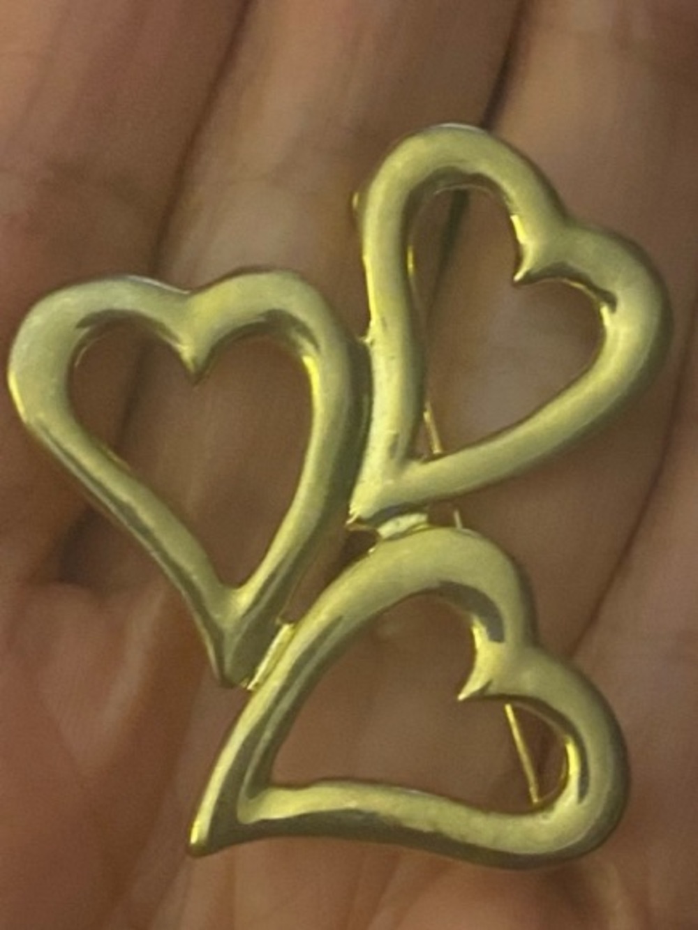 Vintage Signed Lady Remington Triple Heart Polished Gold Tone Metal Brooch Pin